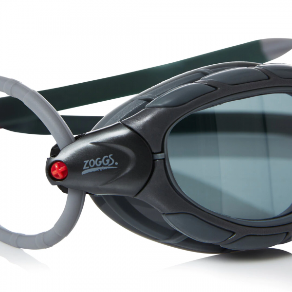 ⁦משקפת שחייה  ZOGGS PREDATOR POLARIZED שחור אפור⁩ – תמונה ⁦3⁩